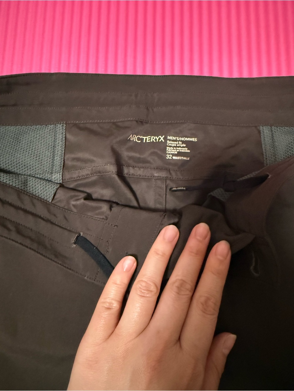 Arc'teryx Men's Brown Shorts Relaxed Fit